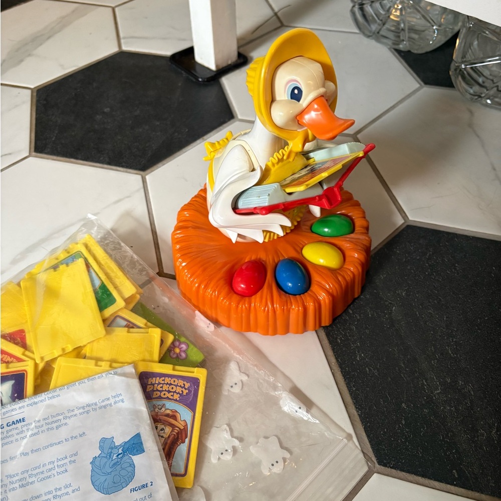 Mother Goose Vintage Board Game - Works!